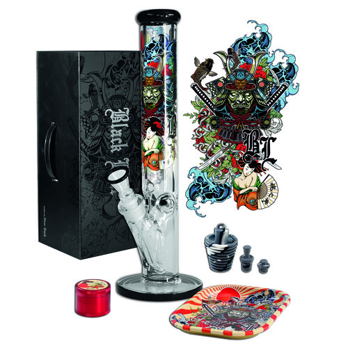 BL Ronin and Geisha 40,5 cm  Glass Bong All-Over Print 45cm